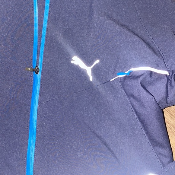 Puma Running Coat - Picture 2 of 4